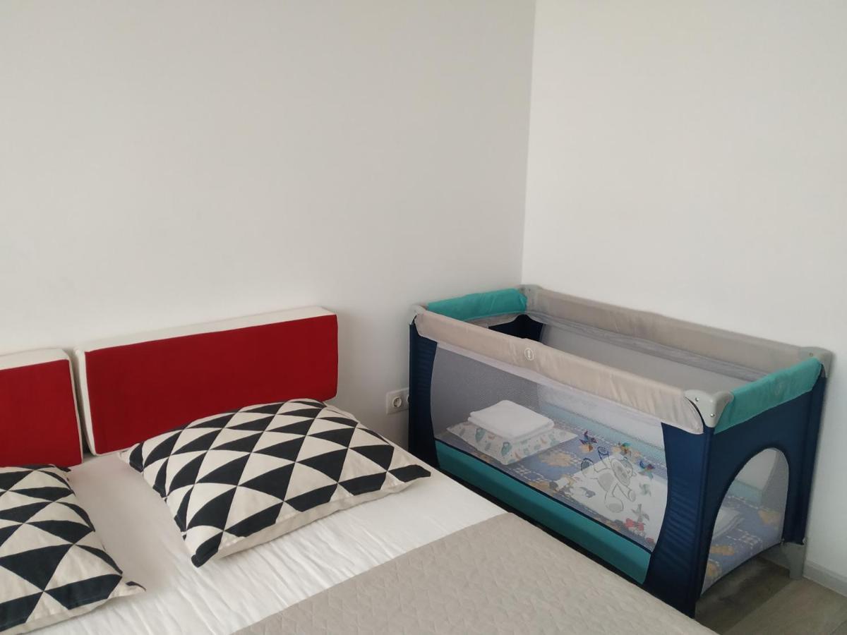 Exquisite Apartament Braşov Esterno foto