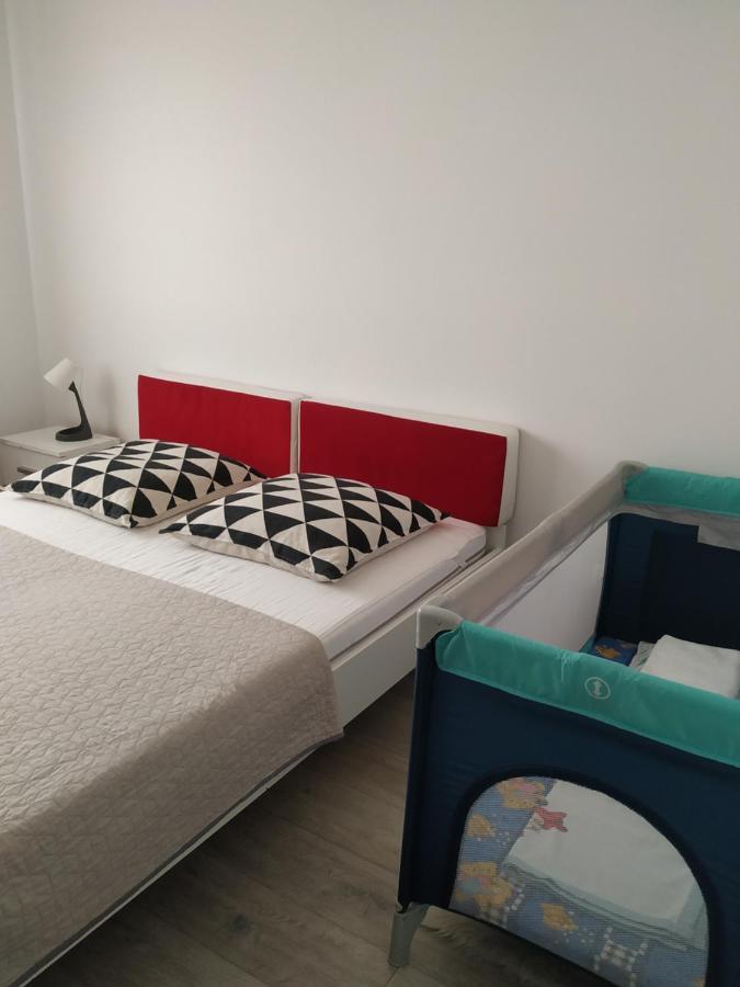 Exquisite Apartament Braşov Esterno foto